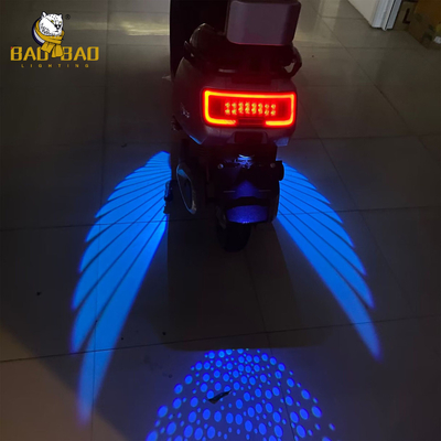 Niebieski Czerwony Biały 12V Aluminiowy kąt skrzydła Motocykla LED światło zewnętrzne